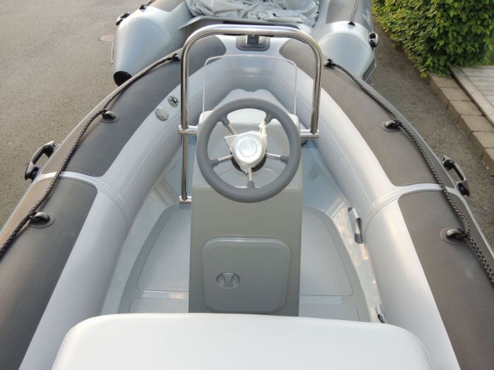 Надувний човен RIB Adventure Vesta V-380